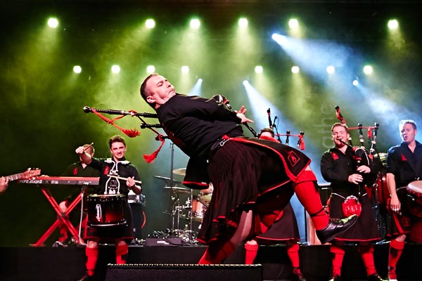 The Red Hot Chilli Pipers SOLD OUT